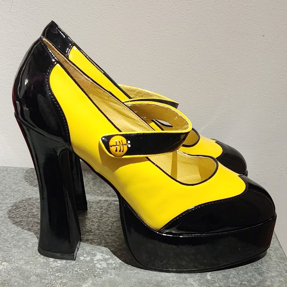 Bee Ellie Black and Yellow Bug Heels